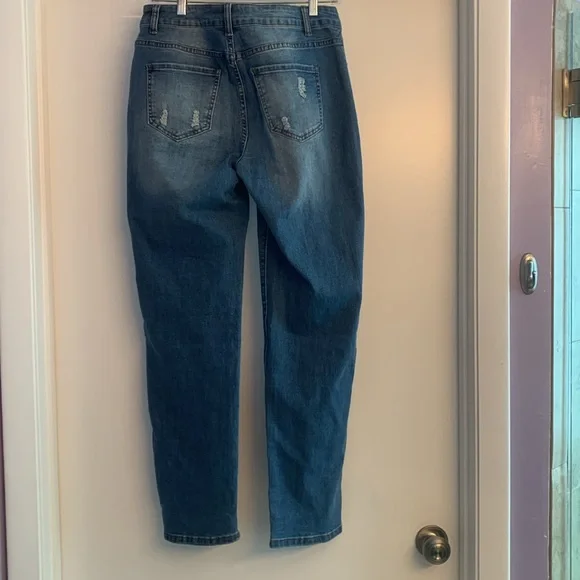 🏈Woman’s Jeans🏈 - Picture 4 of 5